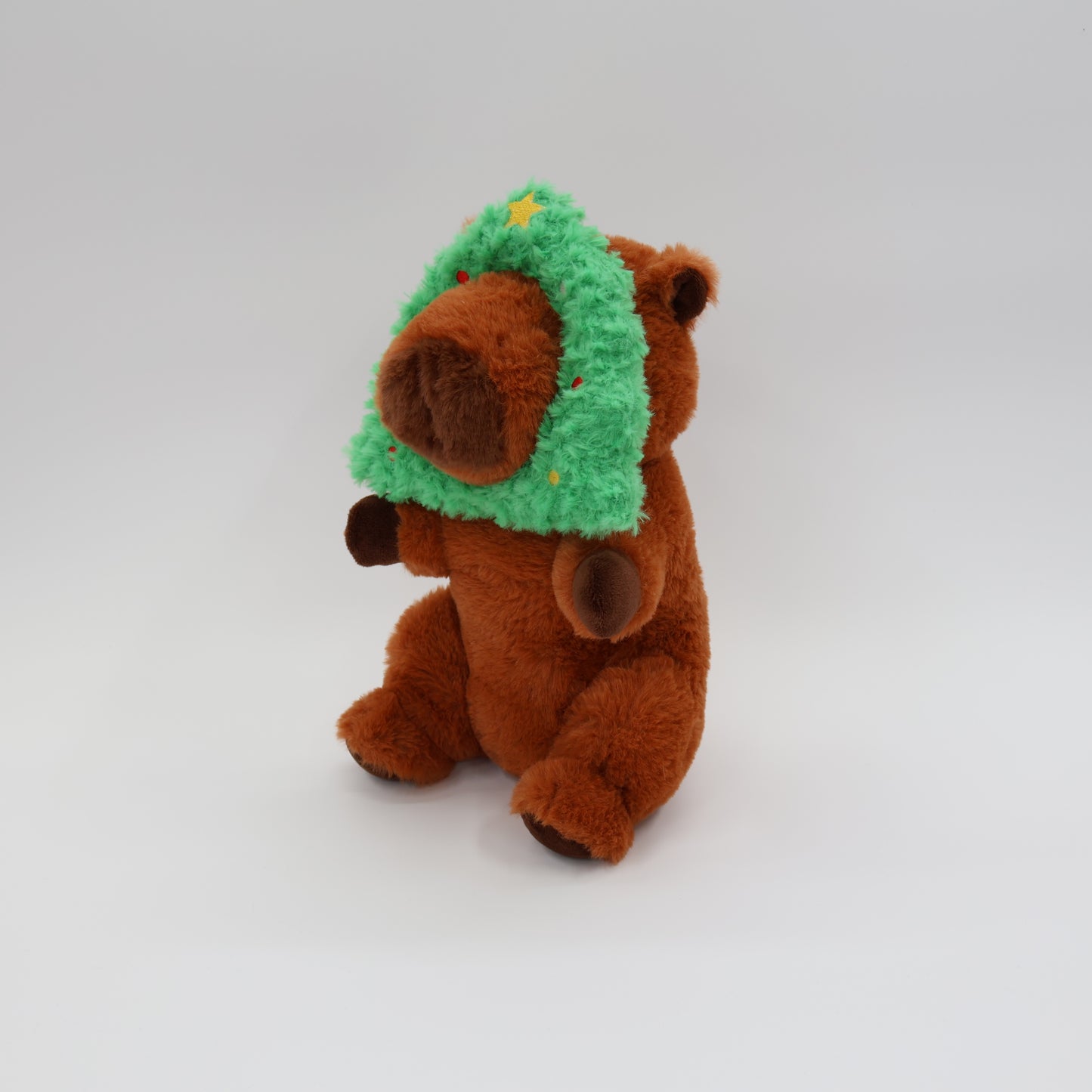 Capybara with Christmas Tree 11"